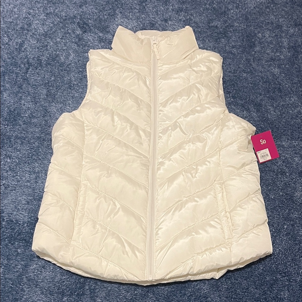 Kohl's Coconut White Puffer Vest